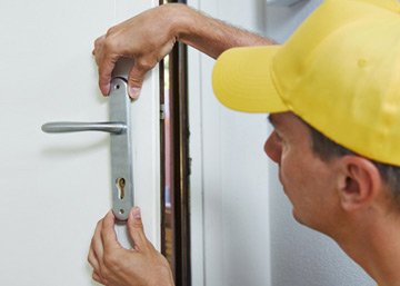 Metro Master Locksmith Longmeadow, MA 413-274-2809 Metro Master Locksmith Longmeadow, MA 413-274-2809